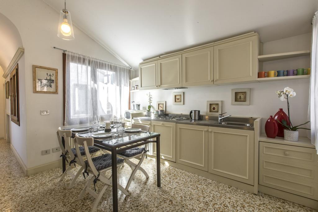 Lovely Venetian Apartment المظهر الخارجي الصورة